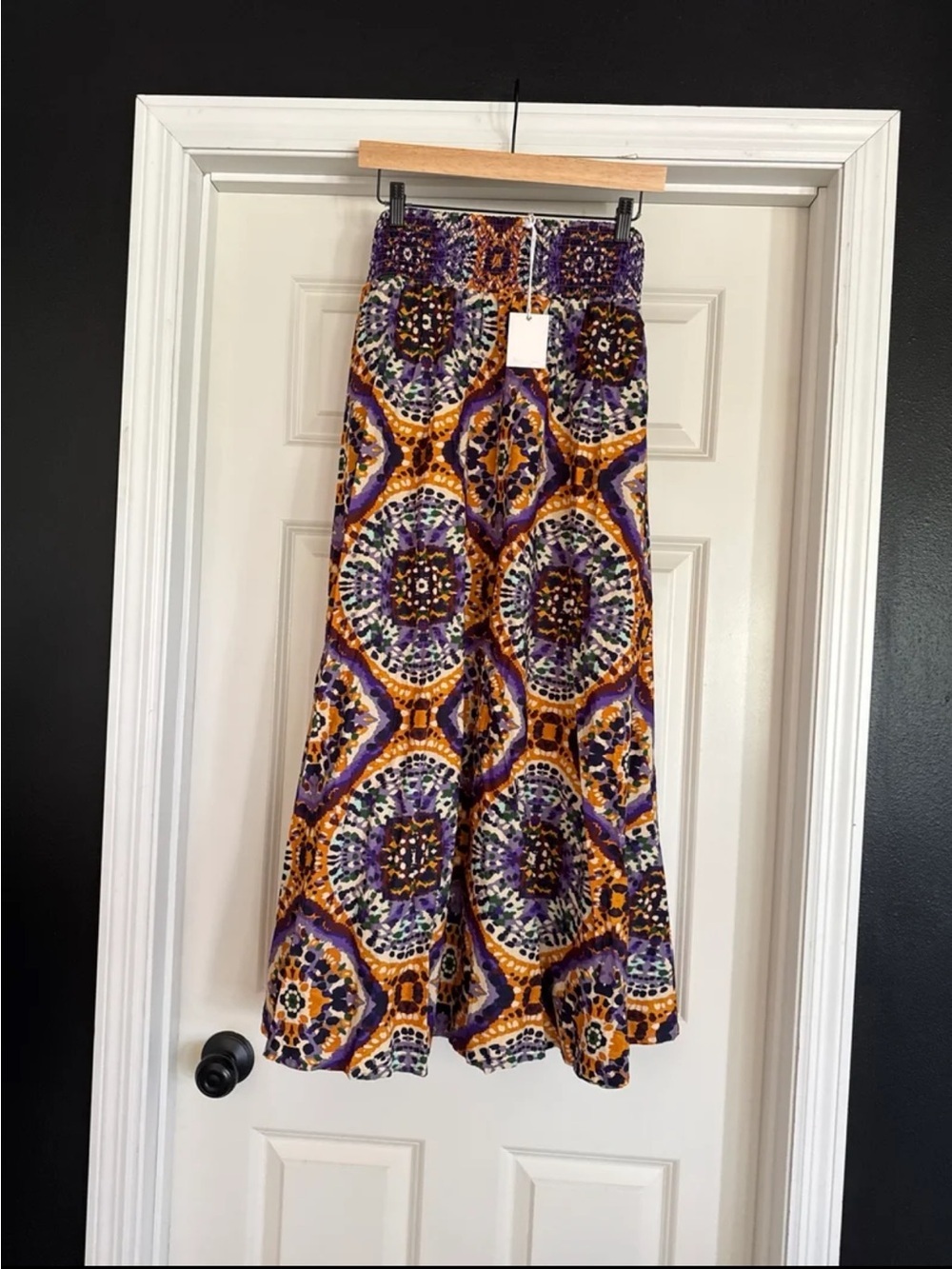 NWT Jennifer & Grace Ochre Kaleidoscope Print Maxi Skirt size Small - Picture 3 of 12